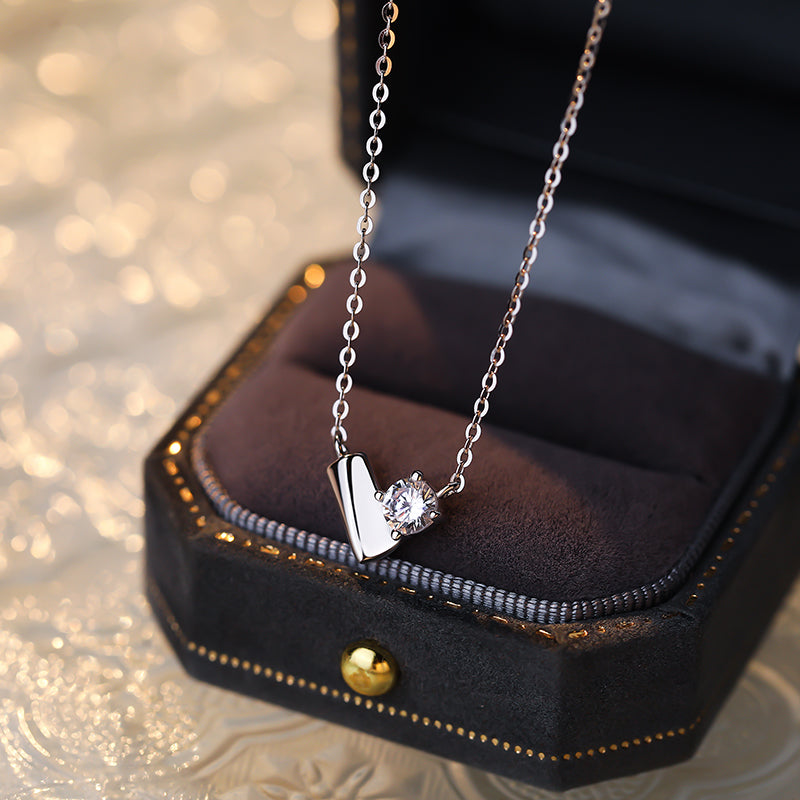 Dainty Little Heart Pendant Necklace