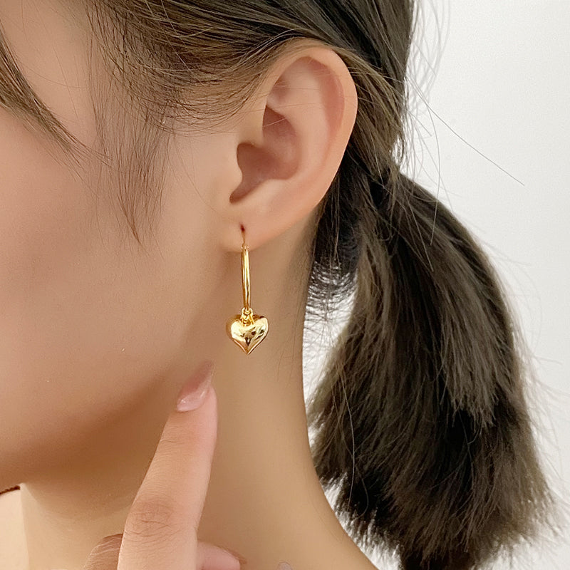 Heart Shaped Chunky Hoop Earrings - 18K Gold Plated