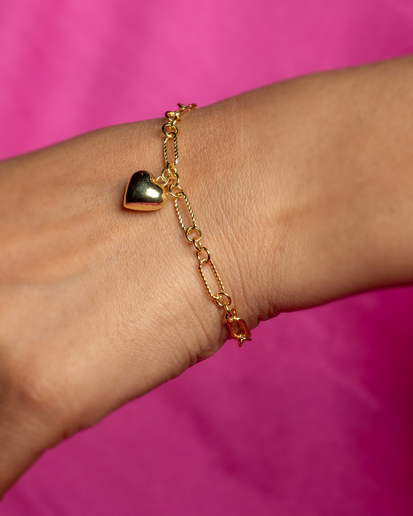 Chunky Heart Link Bracelet - 18K Gold Plated